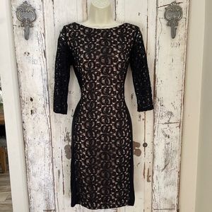 Anne Klein Size 4 Woman's Black Beige Lace Sheath Career Cocktail Party Dress